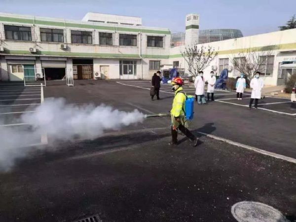 新款疫情消杀机器人推出